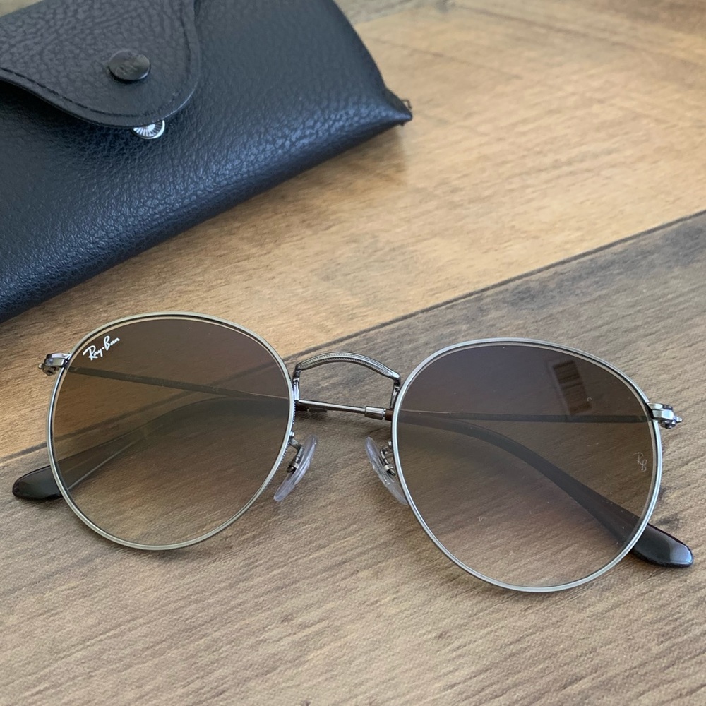 Ray-Ban Unisex Gradient Round Sunglasses, 53mm